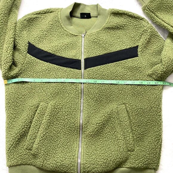 ZYIA ACTIVE Flying V Green Black Fleece Jacket Size Small Women Teddy Bear Fuzzy - Picture 10 of 12